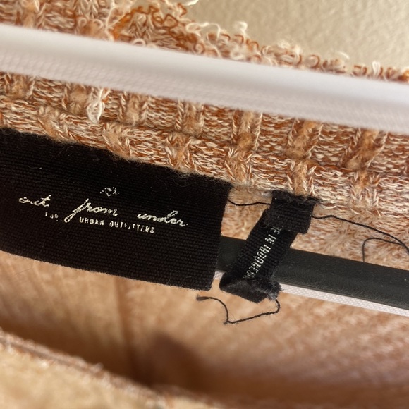 Urban Outfitters Button Up Cardigan / Sweater - Picture 2 of 2